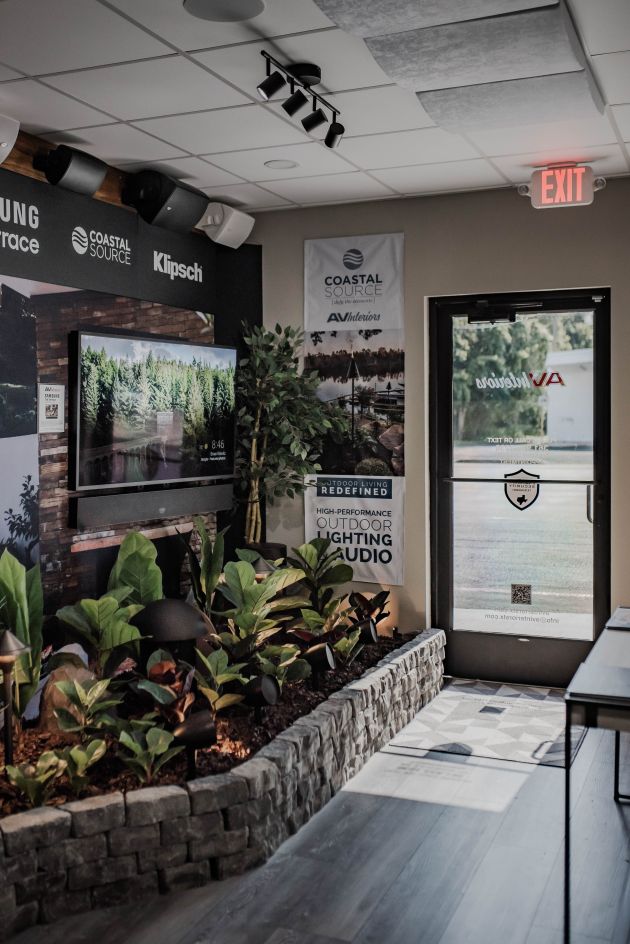 Showroom with Coastal Source outdoor display